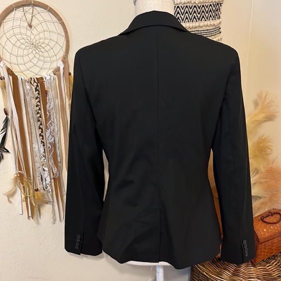 New York & Company Black Women’s Blazer/ Size 10/ Double Front Button Closure - Picture 4 of 7